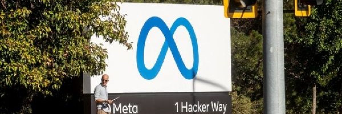 فيسبوك_-تحذر-موظفيها-من-_اوقات-صعبة_