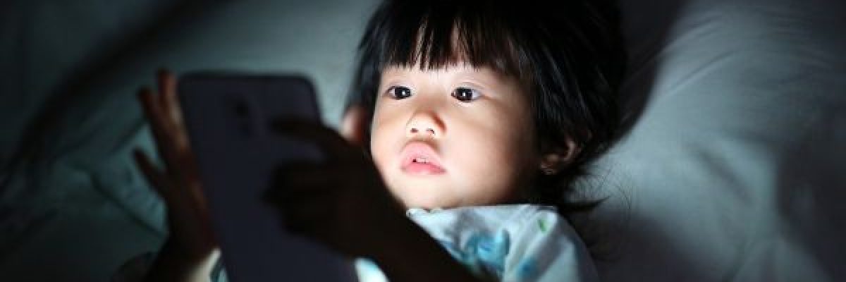 قانون-جديد-في-الصين-يمنع-القُصّر-من-استخدام-الانترنت-ليلاً