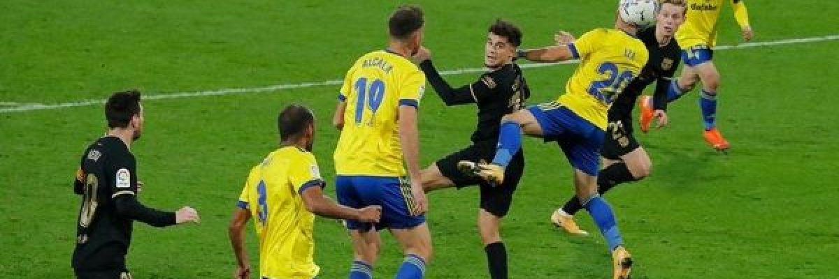 قاهر-الكبار-_قادش_-يسقط-برشلونة-بثنائية