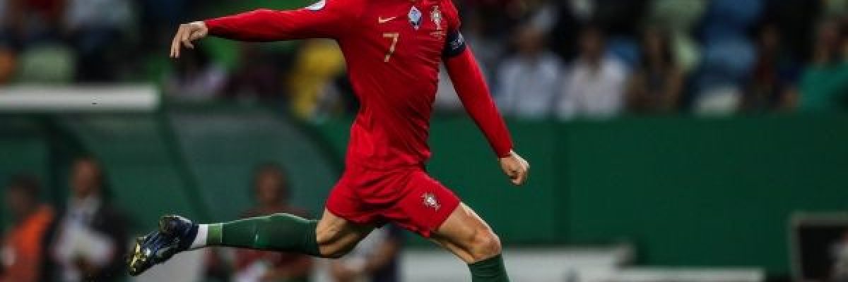 كريستيانو-رونالدو-على-بعد-خطوة-من-رقم-اسطوري