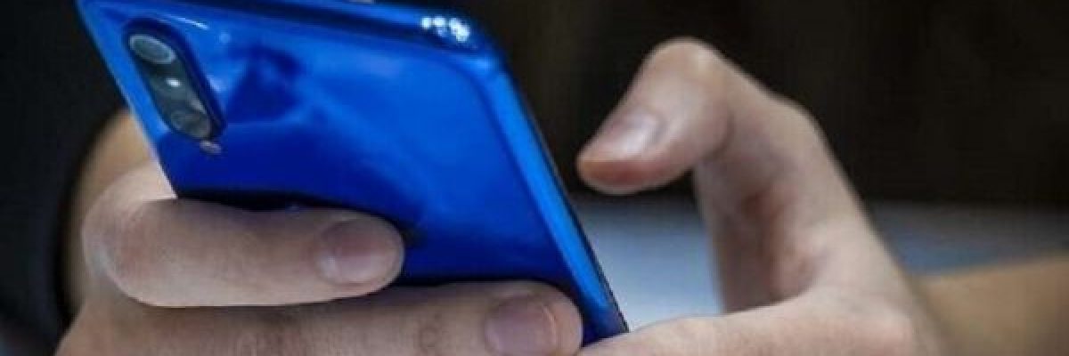 كشف-النقود-المزيفة-باستخدام-الهاتف-النقال