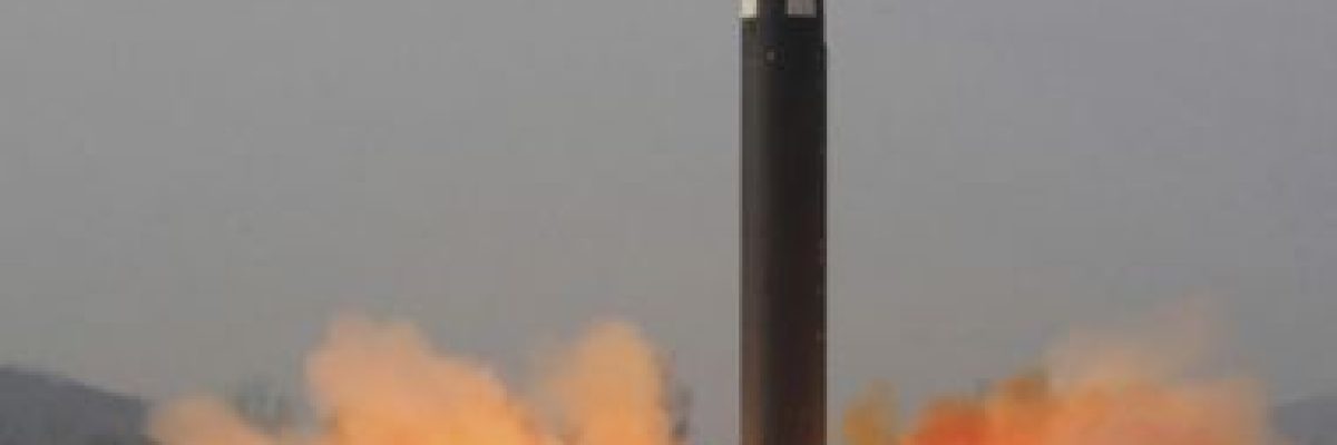 كوريا-الشمالية-تختبر-بنجاح-صاروخا-متعدد-الرؤوس-الحربية