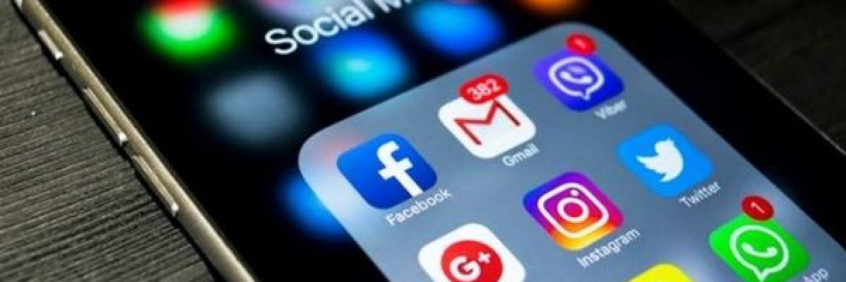 كيف-تؤثر-منصات-التواصل-الاجتماعي-سلبا-على-صحتك-العقلية؟