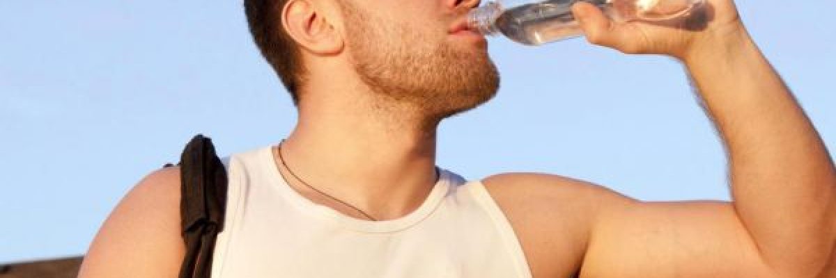 ماذا-سيحدث-لو-شربت-10-اكواب-من-الماء-يوميا-لمدة-شهر؟