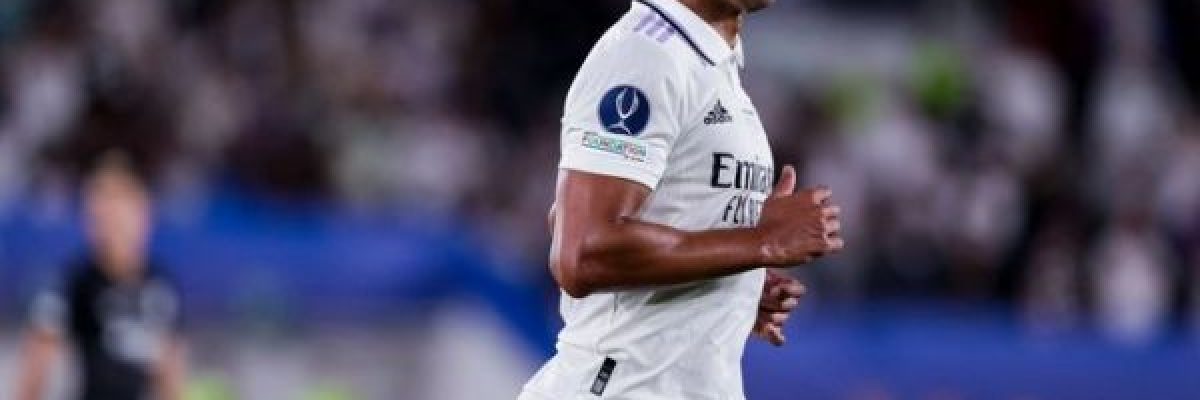 مانشستر-يونايتد-يسعى-للتعاقد-مع-كاسيميرو-من-ريال-مدريد-