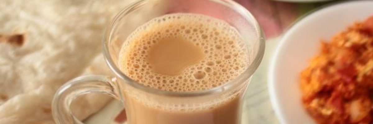 ماهي-مخاطر-تناول-الشاي-بالحليب؟