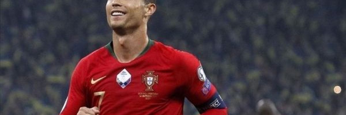 متربعاً-على-عرش-الكرة-العالمية.-رونالدو-يدخل-التاريخ-برقم-قياسي-جديد