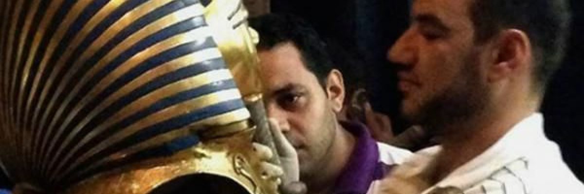 محاكمة-ثمانية-متّهمين-اضرّوا-بلحية-توت-عنخ-امون