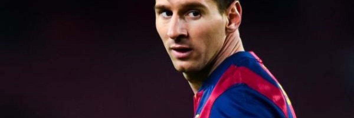 محاكمة-موظف-في-المطار-صور-جواز-سفر-ميسي