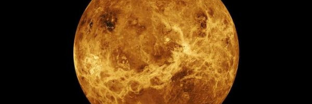 مركبتان-فضائيتان-تتناوران-قرب-كوكب-الزهرة