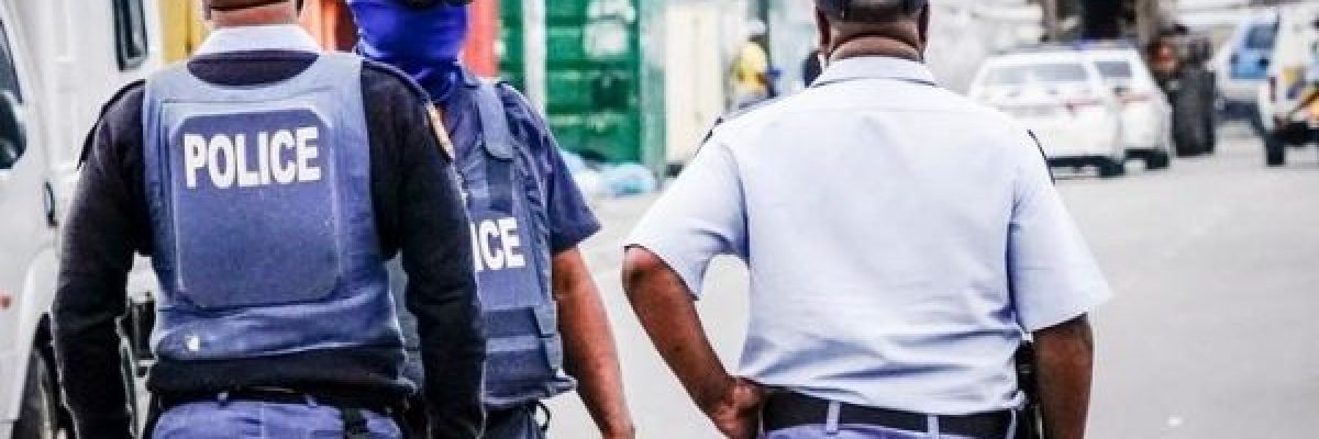 مسلحون-يقتحمون-موقع-تصوير-ويغتصبون-ثماني-نساء-في-جنوب-افريقيا-