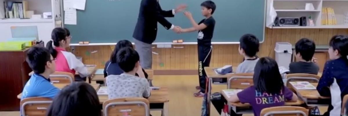 مصري.-من-ماسح-ارضية-الى-مبتكر-في-مدارس-اليابان