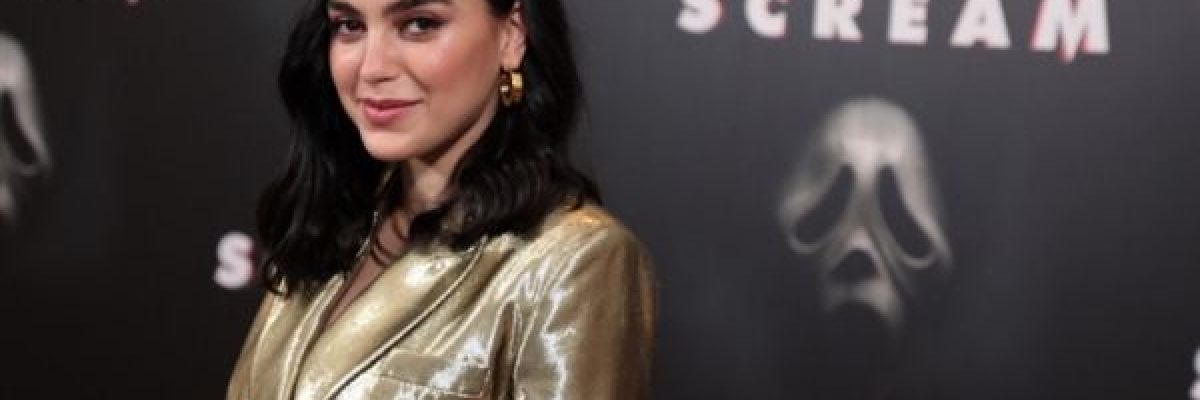 ممثلة-مكسيكية-تواصل-دعم-غزة-رغم-استبعادها-من-فيلم-_سكريم-7_