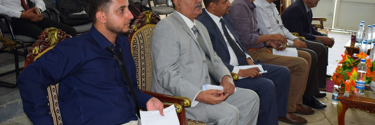 مناقشة-لمشاريع-التخرج-لقسم-هندسة-العمارة-والديكور-والتصميم-الداخلي