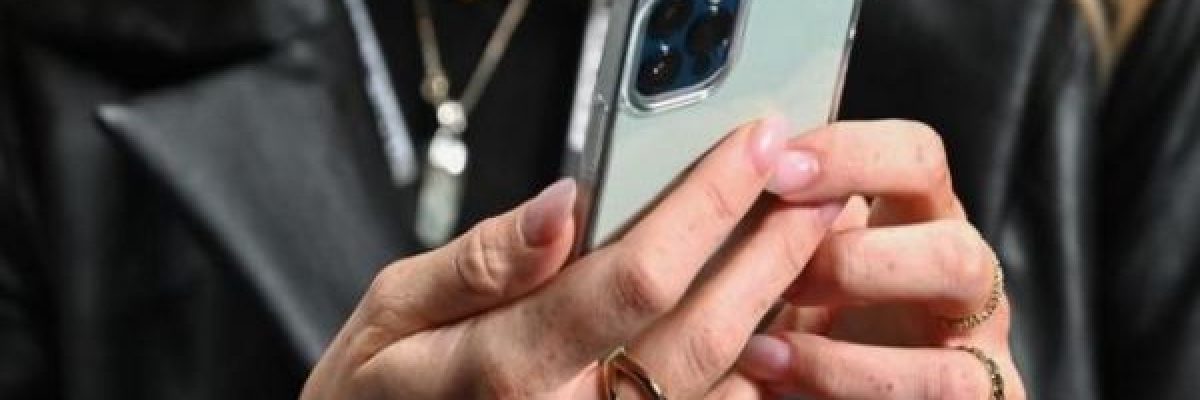 منصات-التواصل-الاجتماعي.-_سموم-رقمية_-كيف-يمكن-التخلص-منها؟-