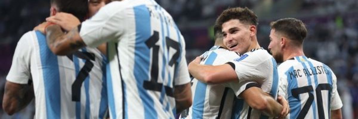 مونديال-قطر.-الارجنتين-تعبر-استراليا-لتواجه-هولندا-في-ربع-نهائي-كاس-العالم