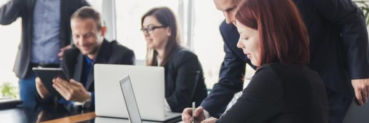 نصائح-ادارية.-توظيف-_الافضل_-لن-يساهم-في-زيادة-الابداع