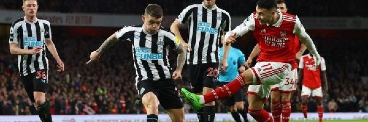 نيوكاسل-يجبر-ارسنال-على-التعادل-في-معقله-ومانشستر-يونايتد-يوصل-التالق