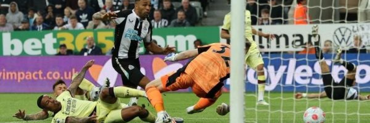 نيوكاسل-يهزم-ارسنال-ويحرمه-من-استعادة-المركز-الرابع