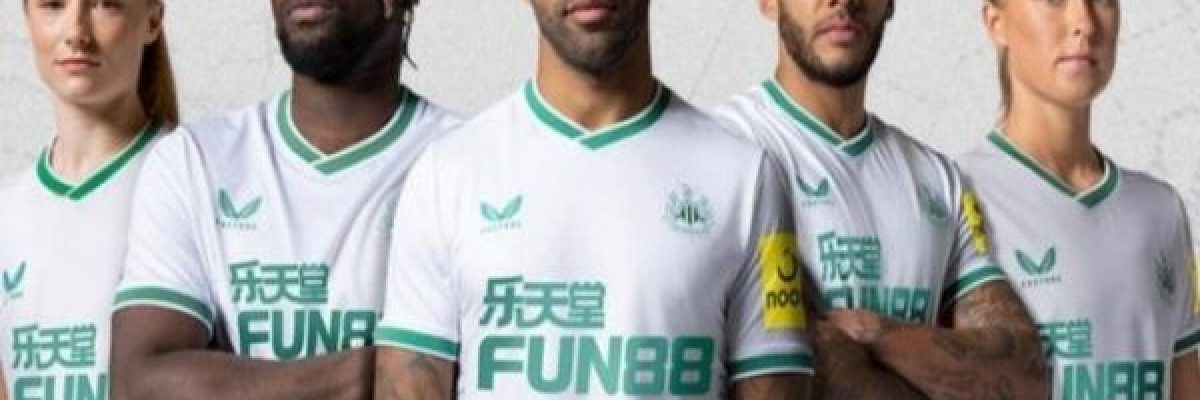 نيوكاسل-يونايتد-يكشف-عن-قميص-جديد-بالوان-قميص-المنتخب-السعودي-