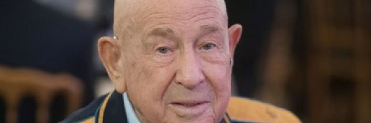 وفاة-اول-رائد-فضاء-اخترق-الغلاف-الجوي-للارض-بمركبة-فضائية