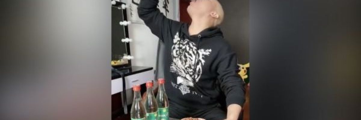 وفاة-مؤثر-في-_تيك-توك_-بسبب-تحدي-_بي-كي_-الخطير-على-الهواء-مباشرة